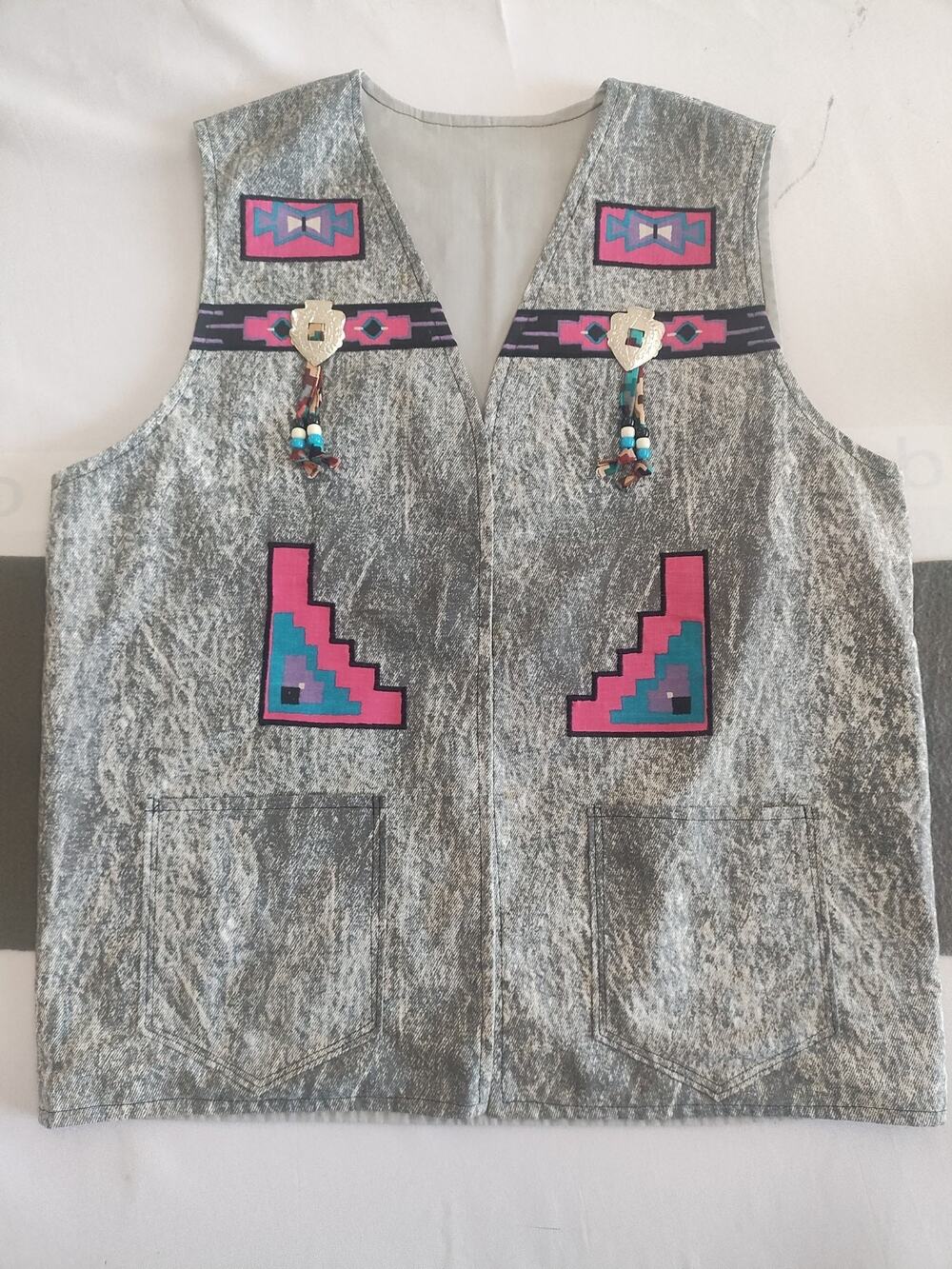 Custom Native American Art Denim Vest Beads Sz M Patch Work